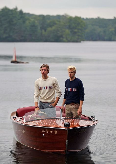 TheFullerView Street Style Jeans, New England Prep, Estilo Ivy League, Style College, Estilo Ivy, Preppy Boys, Preppy Men, Preppy Mens Fashion, Ivy League Style