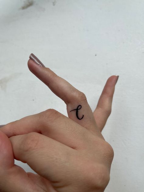 Letter C tiny inner finger tattoo Letter A On Finger Tattoo, C Finger Tattoo, Small C Tattoo, C Tattoo Letter, C Letter Tattoo, C Tattoo Initial, Letter C Tattoo Ideas, C Tattoos, Letter C Tattoo