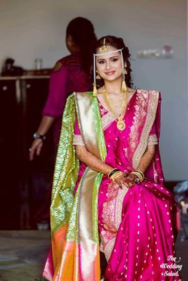 Indian bride in bright pink saree with gold jewellery  #wedmegood #indianwedding #indianwedding #bride #saree #bridaljewellery #pink #bridalmakeup #bridalhair #bridalsaree Maharashtrian Shalu Saree, Shalu Saree Maharashtrian, Marathi Outfit, Maharashtrian Brides, Royal Saree, Maharashtrian Bride, Marathi Saree, Maharashtrian Wedding, Bride Saree