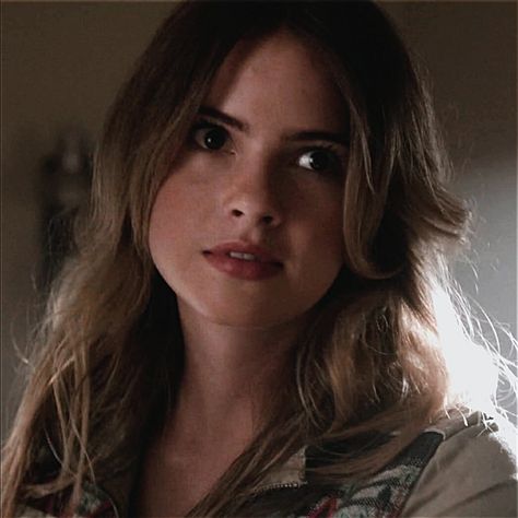 teen wolf • malia tate • shelley hennig Teen Wolf Malia, Malia Hale, Malia Tate, Shelley Hennig, Davina Claire, Boy And Girl Best Friends, Aaliyah, Pretty Little Liars, Gilmore Girls