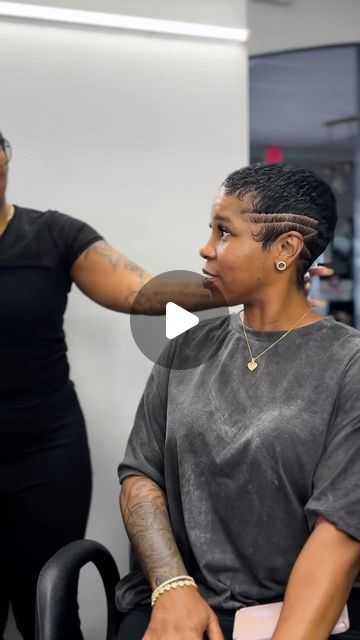 The Cut Life on Instagram: "pixie perfection by Houston-based stylist @itsbriabel ✂️🔥

#thecutlife #houstonhairstylist #shorthaircut #pixiecut #shorthair #edgyhaircut" Pixie Cut On Natural Hair, Pixie Cut Hair Styling Tools, Tapered Hair, Edgy Haircuts, Cut Life, Short Pixie Cut, Blonde Pixie, Pixie Cuts, Short Pixie