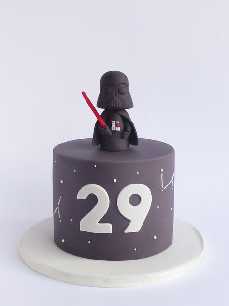 Peaceofcake ♥ Sweet Design Darth Vader Cake, Pastel Frozen, Birthday Cupcakes Decoration, Cupcakes For Men, Star Wars Cake, Birthday Cakes For Men, Cakes For Men, Boy Birthday Cake, Ideas Birthday