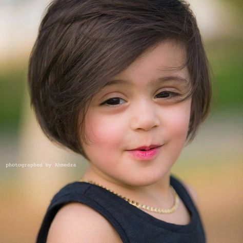 Haircut For Baby Girl Short Hair, Baby Haircut Girl, Baby Girl Short Hairstyles, Baby Girl Haircut, Baby Hair Cut Style, Selena Gomez Haircut, Kids Short Haircuts