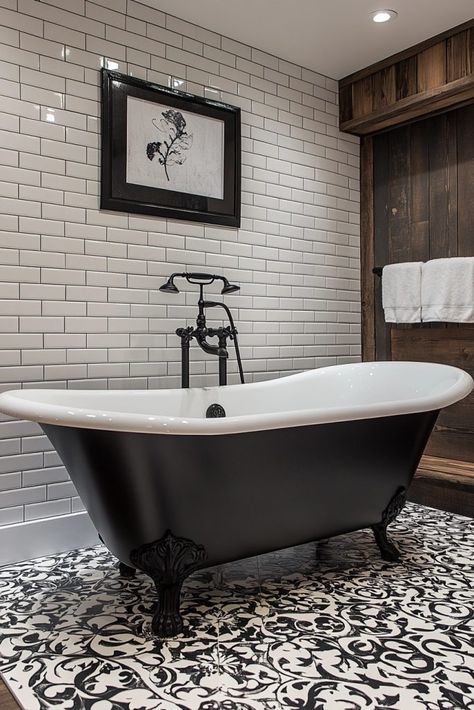 29 Loft Bathrooms Ideas to Enhance Your Home with Luxurious Touches 10 Loft Bathrooms, Loft Bathroom Ideas, Black And White Loft, Black And White Bathroom Ideas, Concrete Loft, Minimalist Loft, Black Fixtures, White Bathroom Ideas, Chic Loft