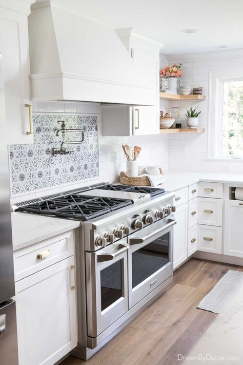 10 Kitchen Remodel Ideas: My Must-Haves! - Driven by Decor Driven By Decor, Gray And White Kitchen, White Kitchen Remodeling, Pretty Kitchen, Cabinets And Countertops, New Kitchen Cabinets, Old Kitchen, Double Oven, Kitchen Remodel Idea