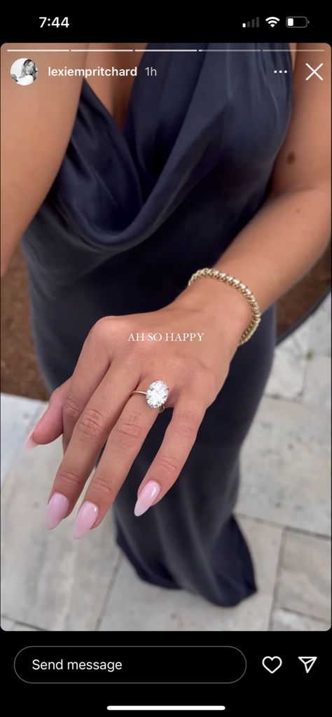 Emma Mcdonald Ring, 5 Carat Engagement Ring, Cute Engagement Rings, Future Engagement Rings, Plan My Wedding, Wedding 2024, Dream Engagement, Dream Engagement Rings, Classy Nails