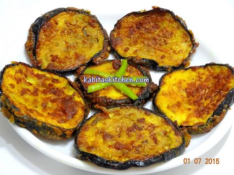 Kabita's Kitchen: Baingan Fry Recipe-Eggplant Fry-Begun Bhaja Eggplant Fry, Brinjal Recipes Indian, Begun Bhaja, Quick Potato Recipes, Indian Potato Recipes, Capsicum Recipes, Kurma Recipe, Eggplant Fries, Eggplant Recipes Easy