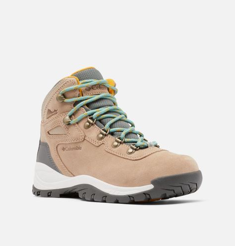 Hiking Sneakers, Mountaineering Boots, Hiking Boots Women, Waterproof Hiking Boots, Hiking Boot, Wide Boots, Hiking Women, Columbia Sportswear, Hiking Outfit