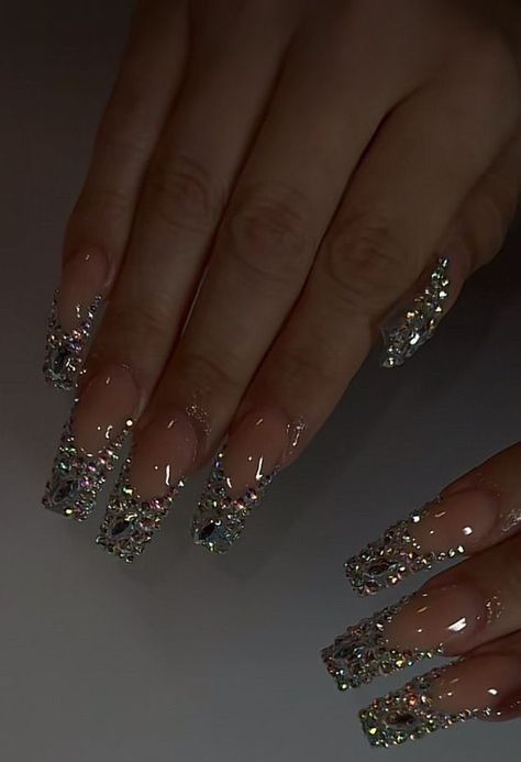 There's a new beauty trend taking over Instagram and it's absolutely stunning. Say hello to "quartz nails". Nail Ideas Diamonds Art Designs, Full Gem Nails, Black And Silver Nail Designs With Rhinestones, Red And Silver Sparkly Nails, Cute Black And Silver Nails, Diamond Acrylic Nails Rhinestones, Prom Nails Gems, Euphoria Acrylic Nails, Black And Sparkly Nails