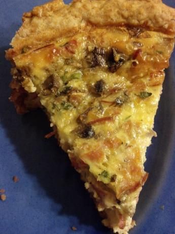 Savory Ham and Mushroom Quiche. Can sub potatoes or hash brown rounds for crust. Ham And Mushroom Quiche, Ham Quiche, Savory Ham, Mushroom Quiche, Breakfast Quiche, Quiche Recipe, Party Platters, What's For Breakfast, Quiche Recipes