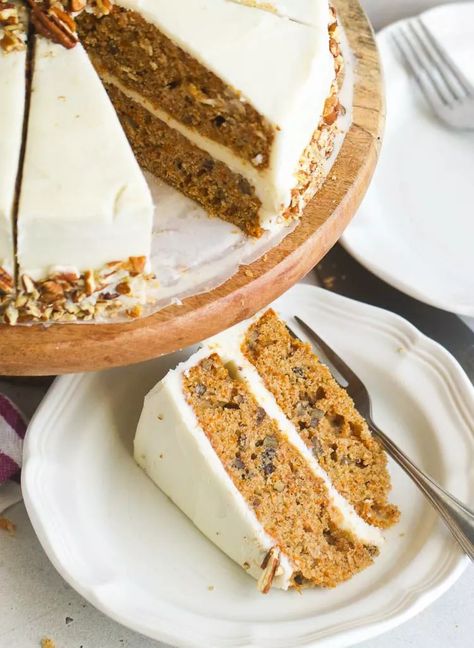 Carrot Cake - Immaculate Bites Walnut Carrot Cake, Perfect Carrot Cake, Pineapple Poke Cake, Currant Cake, Vegan Carrot Cake Recipe, Carrots Sweet, Carrot Cake Bars, Easy Carrot Cake, Cake 5