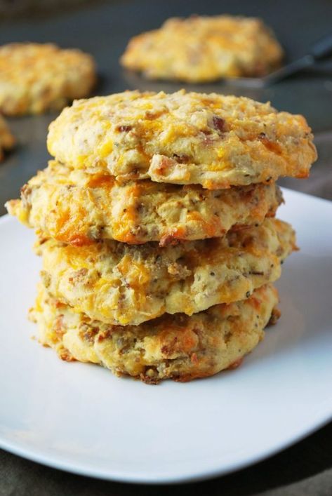 Keto Breakfast Cookies, Galletas Keto, Keto Approved Foods, Desayuno Keto, Oatmeal Breakfast Cookies, Breakfast Cookie Recipe, Breakfast Cookies Healthy, Breakfast Aesthetic, Keto Diet App