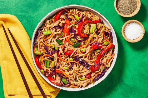 Firecracker Chicken, Weeknight Dinner Recipes, Ramen Stir Fry, Quick Protein, Chicken Ramen, Hello Fresh Recipes, Veggie Noodles, Weeknight Dinner Recipe, Hello Fresh