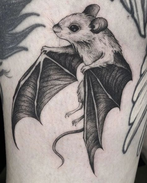 ARTES OBSCURAE | DARK ARTS on Instagram: “Awesome work by @michellev_art 🤩 - Tag, like and share ✌ - Make sure to follow @michellev_art if you like her tattoos as much as we do…” Trippy Tattoo Ideas, Bats Tattoo Design, Trippy Tattoo, Cute Animal Tattoos, Bookish Tattoos, Mouse Tattoos, Bat Tattoo, Spooky Tattoos, Dark Art Tattoo