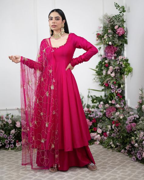 Which is your Fav Pink outfit ? Anarkali Sharara Suits, Anarkali Neck Designs Neckline, Anarkali Neck Designs, Pink Floral Anarkali, Pink Anarkali Dress, Raw Silk Anarkali, Churidar Sleeves, Pink Anarkali, Silk Anarkali