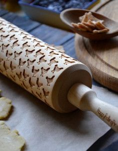 Engraved Rolling Pins, Embossed Rolling Pin, Chicken Lover Gifts, Chicken Pattern, Chicken Gifts, Christmas Gifts For Sister, Chicken Decor, Chicken House, Cookie Stamps