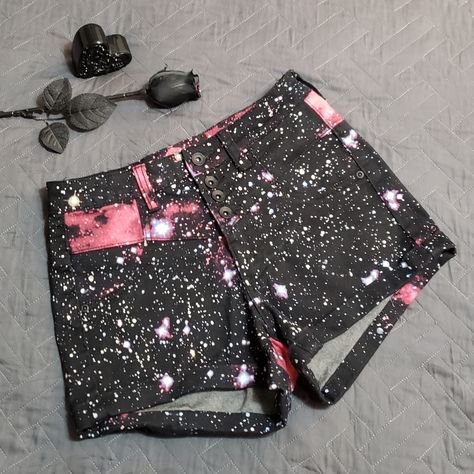 Size 5 New Without Tags Blackcraft Hottopic Galaxy High Rise Shorts Make Me An Offer! Cute Fashion Sexy Style Shorts Short High Waist Distressed 2019 2020 Popular Trend Trendy Brand Brand Name Gothic Black Craft Emo Egirl Galaxy Space Grunge Fashion, Galaxy Shorts, Cute Edgy Outfits, Pink Goth, Pastel Outfit, High Rise Shorts, Goth Outfits, Edgy Outfits, Dark Fashion