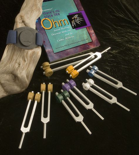 Quality, accuracy, durability and extensive research, are the hallmarks of our tuning forks. Acutonics® Tuning Forks Distance Healing, Energy Psychology, Vibrational Healing, Tuning Forks, Healing Methods, Aura Healing, Tuning Fork, Shamanic Healing, Chakra Energy