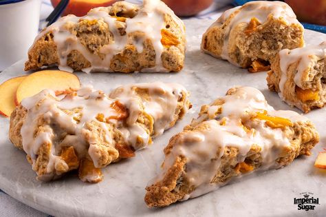 Peach Scones Recipe, What To Bake, Peach Scones, Cinnamon Pull Apart Bread, Orange Sweet Rolls, Frozen Peaches, Scone Recipes, Scones Recipe, Brunch Dishes