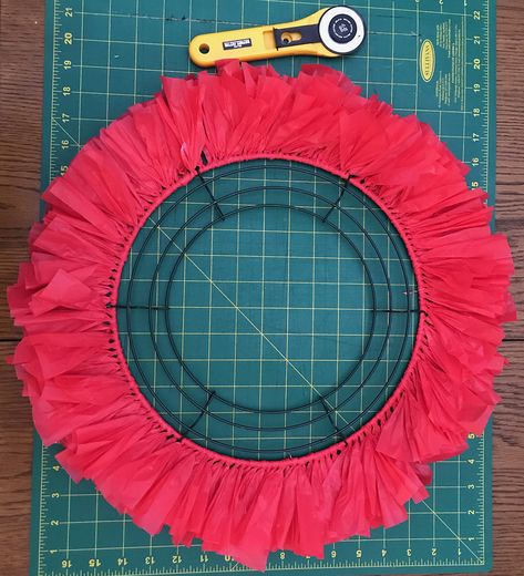 Plastic Tablecloth Decorations, Tablecloth Wreath, Cloth Wreath, Make A Christmas Wreath, Table Cloth Decorations, Mesh Wreath Tutorial, Colorful Wreath, Wire Wreath Frame, Outdoor Wreaths