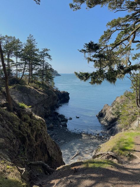 Mountain Beach Aesthetic, West Coast Summer Aesthetic, Washington Coast Aesthetic, Pnw Summer Aesthetic, Oregon Summer Aesthetic, Pacific Northwest Coast, Granola Aesthetic Summer, Oregon Coast Aesthetic, Pacific Northwest Aesthetic