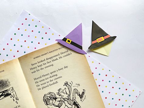 Witch Hat Bookmark Craft for Kids Scary Books For Kids, Origami Halloween Decorations, Origami Instructions For Kids, Diy Pallet Wall Art, Halloween Origami, Paper Folding Crafts, Scary Books, Fun Halloween Crafts, Bookmark Craft