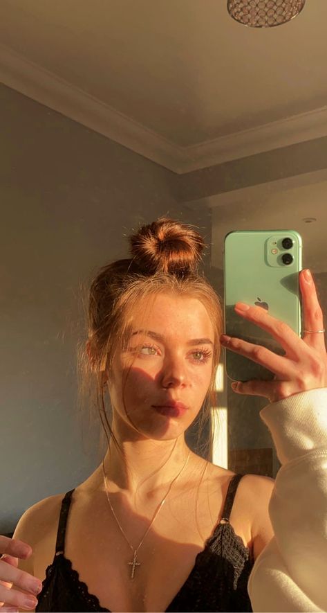 Sunlight mirror selfie Sun Photo, Mirror Pics, Mirror Selfie, Sun, Mirror, Hair