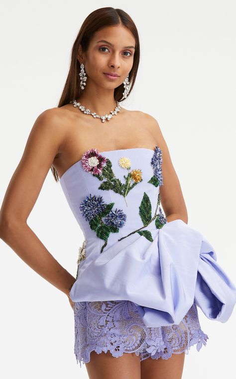 Crystal Embr Moire Faille Peplum Bustier Top By Oscar De La Renta | Moda Operandi Dress Design For Women, Outfits Guide, Fall Outfits For Women, Elegante Casual, Butterfly Dress, 2024 Trends, Gala Dresses, Outfits For Women, Looks Chic