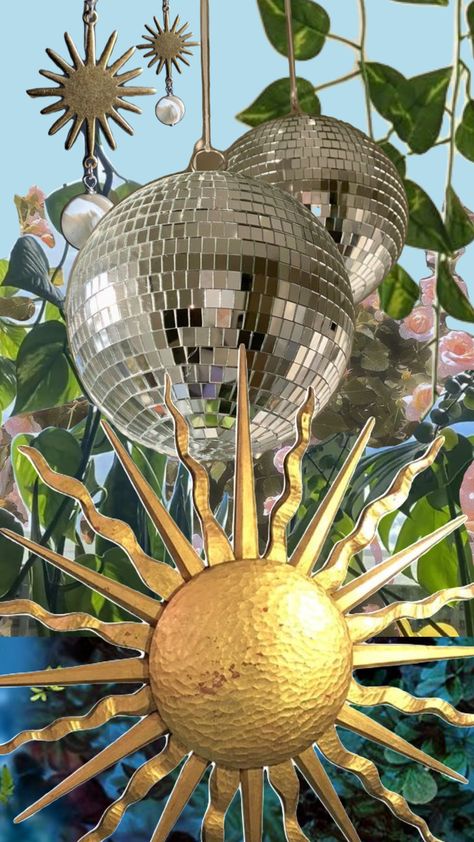 disco sun dance 🪩 🌞 🕺 #disco #green #music #fall #artdeco #groovy #artcollage #artistic #moodboard #albummoodboard Sun Disco Ball, Artistic Moodboard, Soul Calling, Jungle Disco, Green Music, Sun Dance, Disco Balls, Retro Groovy, Random Art