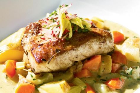 How to Pan-Roast Fish | Charleston Magazine Trigger Fish Recipe, Trigger Fish, Pan Roast, Roast Fish, Kevin Johnson, Fingerling Potatoes, Cooking Tutorials, Clam Chowder, Pan Seared