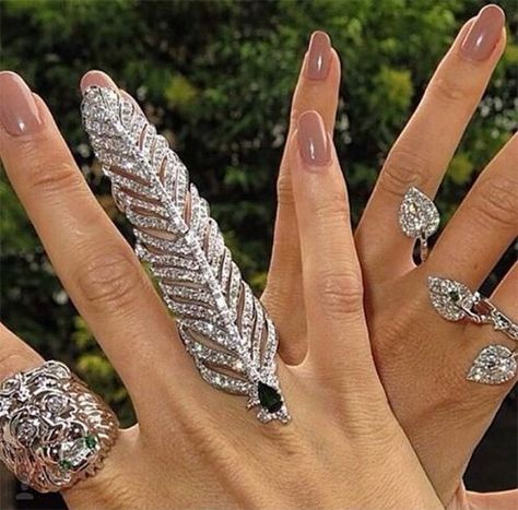 Leaf Full Finger Ring Full Finger Rings, Feather Ring, Diamond Jewelry Designs, Fancy Jewellery, Finger Rings, Hand Jewelry, Fantasy Jewelry, Girly Jewelry, Bijoux Diy