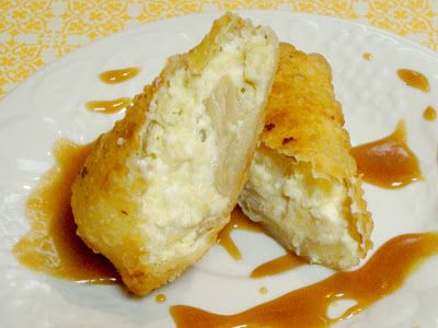 Cheesecake Egg Rolls, Easy Homemade Pancake Recipe, Deep Fried Bananas, Fried Cheesecake, Easy Homemade Pancakes, Homemade Pancake Recipe, Banana Cheesecake, Banana And Egg, Fried Bananas