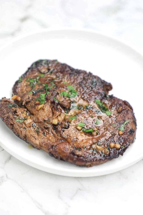 How To Pan Fry Steak, Fast Fry Steak Recipes, Cross Rib Steak, Steak Recipes Pan, Pan Fried Steak, Steak Recipes Pan Seared, Pan Fry Steak, Good Steak Recipes, Round Steak Recipes