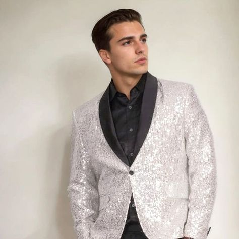 Gem Boutique on Instagram: "Make a statement at your next event with our White Sequin Blazer featuring Black Satin Tuxedo Lapel. Perfect for black-tie affairs, galas, and stylish birthday parties, this impeccably crafted blazer combines elegance and modern sophistication effortlessly. Stand out with timeless style and shop now! 

Visit our store:
📍Gem Fashion Studio (Rental Boutique),2nd Floor, 5/54, Mhada Rd, New Mhada Colony, Four Bungalows, Andheri West, Mumbai, Maharashtra 400053

Follow
@gemfashionstudioboutique
For more updates.

Contact us on:
+91-9372020961
gemboutiqueinquiries@gmail.com
www.gemfashionstudio.in

#shopnow #partyfashion #eventfashion #chicfashion #luxurystyle #eveningwear #specialoccasion #dapperstyle #celebrationattire #highfashion #glamorousfashion #redcarpetstyle Semi-formal Tuxedo Blazer In Suiting Fabric, Luxury Designer Single-breasted Tuxedo, Luxury Silk Single-breasted Tuxedo, Luxury Single-breasted Tuxedo Blazer, Blue Single-breasted Tuxedo In Suiting Fabric, Blue Tuxedo, Studio Rental, Blue Tuxedos, Mumbai Maharashtra