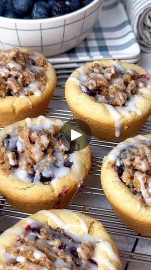 Blueberry Filling, Cookie Cups Recipe, Mini Cups, Blueberry Cookies, Easy Treat, Powder Sugar, Blueberry Crumble, Pure Vanilla, Dessert Dips