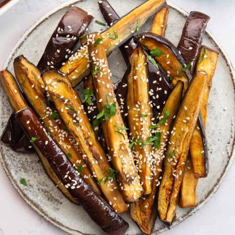 Air Fryer Aubergine Vegan Moussaka, Aubergine Recipe, Cooking Eggplant, Sweet Potato Wedges, Protein Rich Foods, Eggplant Recipes, Leftovers Recipes, Food Words, Healthy Side Dishes