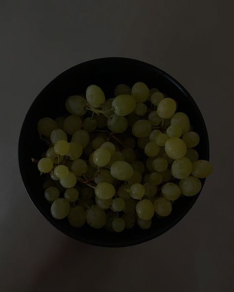 Aesthetic Breakfast, Recipe Aesthetic, Dark Feeds, Low Exposure, Dark Green Aesthetic, Ocean Sounds, Green Grapes, Dark Photography, Eye Art