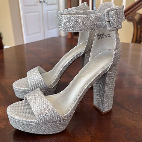 Super Cute Silver Chunky Heels By Dream Pairs Size 7.5. Never Worn Because I Ended Up Not Going To The Event. Silver Chunky Heels, Heels Chunky, Heels Silver, Prom Heels, Prom Shoes, Silver Heels, Prom Hair, Quince, Chunky Heels