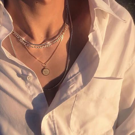 Mens Accessories Necklace, Mens Silver Jewelry, Boys Jewelry, Dope Jewelry, Mens Accessories Jewelry, Men's Necklace, Girly Jewelry, Jewelry Inspo, White Shirt