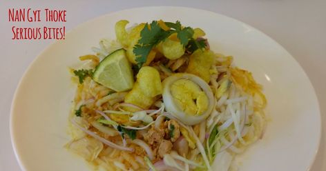 Burmese Cuisine - Nan Gyi Thoke (History & Recipe) Burmese Cuisine, Burmese Recipes, Chicken Curry Sauce, Thick Rice Noodles, Burmese Food, Food L, Sauce For Chicken, Food History, Noodle Dishes