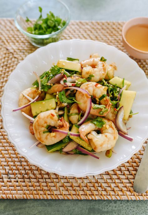 The crunch of cucumber, chili, and perfectly cooked shrimp make this Asian shrimp salad a refreshing dish that requires little cooking! Source: thewoksoflife.com Asian Shrimp Salad, Asian Shrimp, Vegetarian Oyster Sauce, Cooked Shrimp, Wok Of Life, Woks Of Life, The Woks Of Life, Asian Salad, Summer Salad Recipes