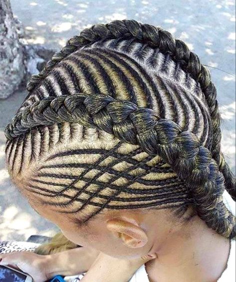 Fishbone Hairstyles For Black Women, Ladybug Hairstyles, Fishbone Braids For Black Women, Creative Cornrows, Free Hand Hairstyles, Fishbone Hairstyle, Hair Braid Designs, Latest Hair Braids, Cornrows Natural Hair