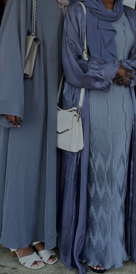 Blue Abaya Aesthetic, Grey Abaya Outfit, Blue Abaya Outfit, Eid Abaya Outfit, Open Abaya Outfit, Dark Blue Abaya, Casual Abaya Outfits, Stuff For Friends, Weird Gift Ideas