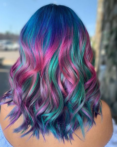 Pop Of Color Hair, Diy Hair Dye, Pink And Black Hair, Medium Hair Color, Light Pink Hair, Mermaid Hair Color, Hair Color Unique, Rainbow Hair Color, Hair Color Pastel