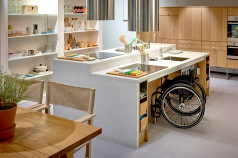 Wheelchair House, Ada Kitchen, Organizing Inspiration, Accessible House, Accessible Kitchen, Staircase Storage, Elderly Home, Home Gym Design, Studio Kitchen