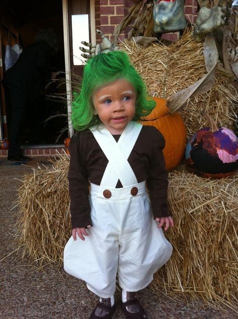 Oompa Loompa homemade Halloween costume Oompa Loompa Pumpkin, Diy Umpa Lumpa Costume, Halloween Homemade Costumes, Umpa Lumpa Costume, Diy Oompa Loompa Costume Kids, Ompa Lumpa Costume, Oompa Loompa Costume Diy, Diy Oompa Loompa Costume, Oompa Loompa Halloween Costume