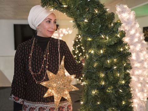 Muslim Michigan moms make moon-shaped Ramadan trees — and they're a hit Ramadan Tree, Muslim Holidays, Islam Ramadan, Christmas Tree Diy, About Islam, Muslim Kids, For Ramadan, Ramadan Decorations, Samar