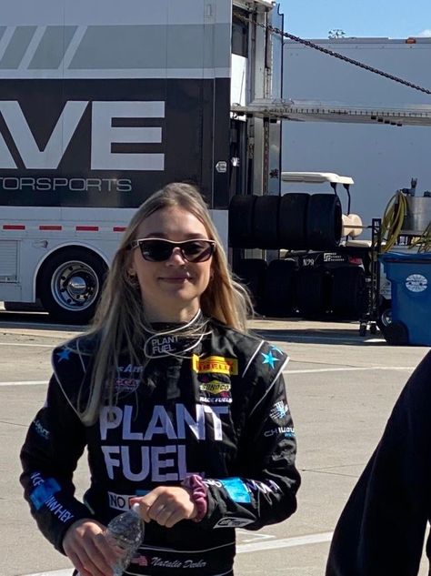 Girl Racer Aesthetic, Race Driver Aesthetic, F1 Racer Aesthetic, Racing Girl Aesthetic, Women In Motorsport, Female F1 Driver Aesthetic, F1 Aesthetic Girl, Female Racer Aesthetic, Nascar Aesthetic