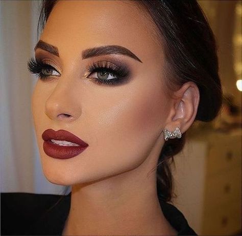 Make Up Guide, Make Up Diy, Red Lips Makeup Look, Wedding Hairstyles And Makeup, Eye Makeup Images, Dark Eye Makeup, Alat Makeup, Red Dress Makeup, Formal Makeup