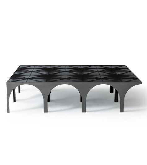 Metropolis coffee table - Products | Fendi Casa Centre Table Living Room, Loft Style Apartments, Coffee Desk, Fendi Casa, Loft Style, Book An Appointment, Furniture Styles, Casegoods, Center Table